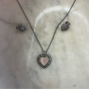 Vintage Avon silver necklace & earring set | fashion jewelry pink heart pendant